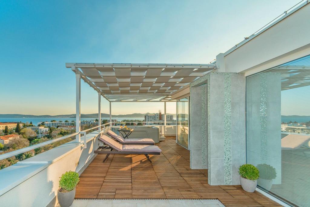 Sunset Penthouse Apartment With Jacuzzi And Seaview Zadar Eksteriør bilde