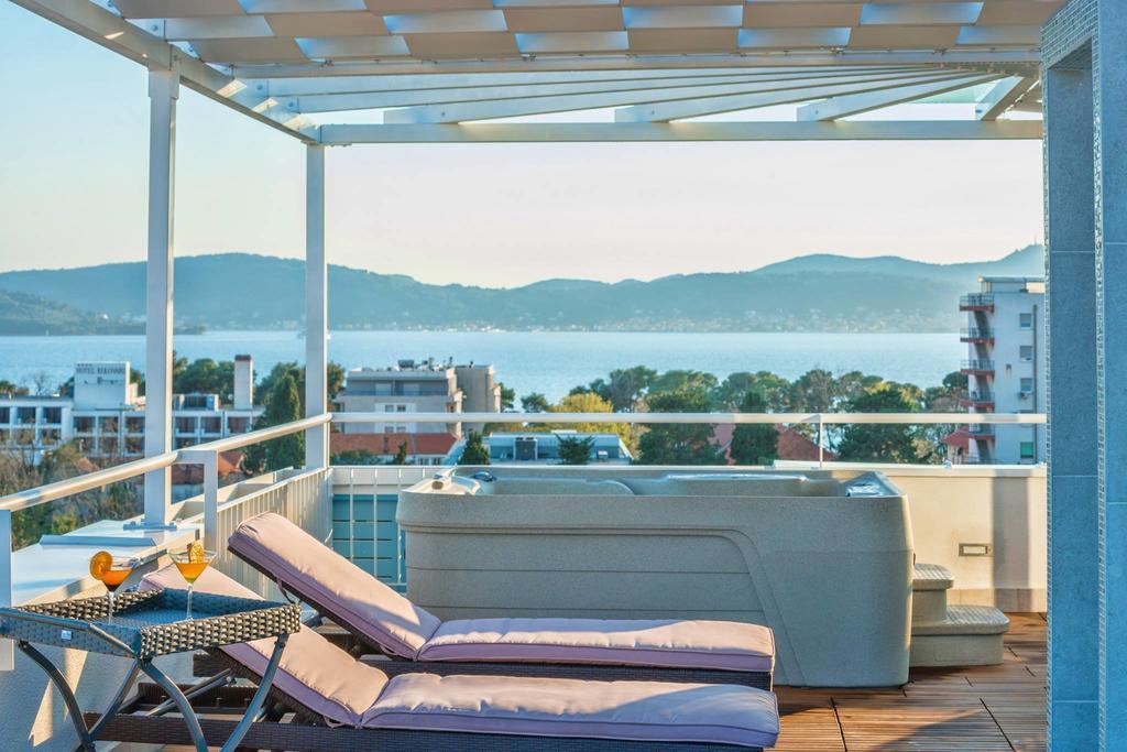 Sunset Penthouse Apartment With Jacuzzi And Seaview Zadar Eksteriør bilde